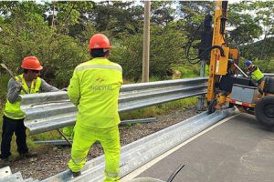 INSTALACION GUARDAVIAS